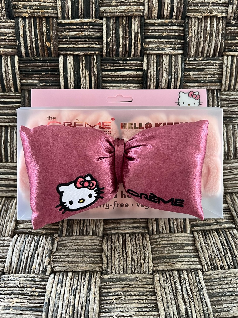 NIB The Crème Shop Hello Kitty Plush Spa Headband 🎀